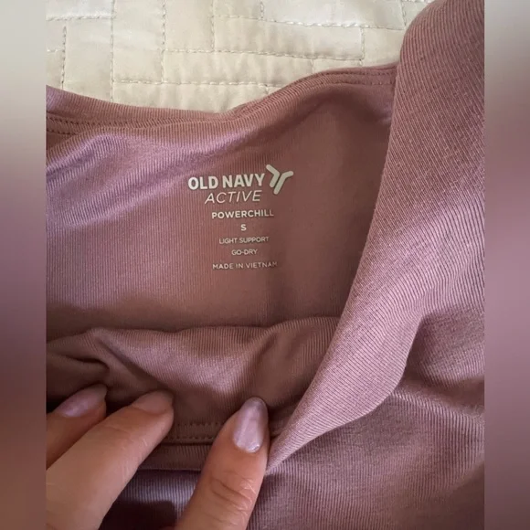 Old Navy PowerChill Longline Sports Bra - Picture 4 of 8